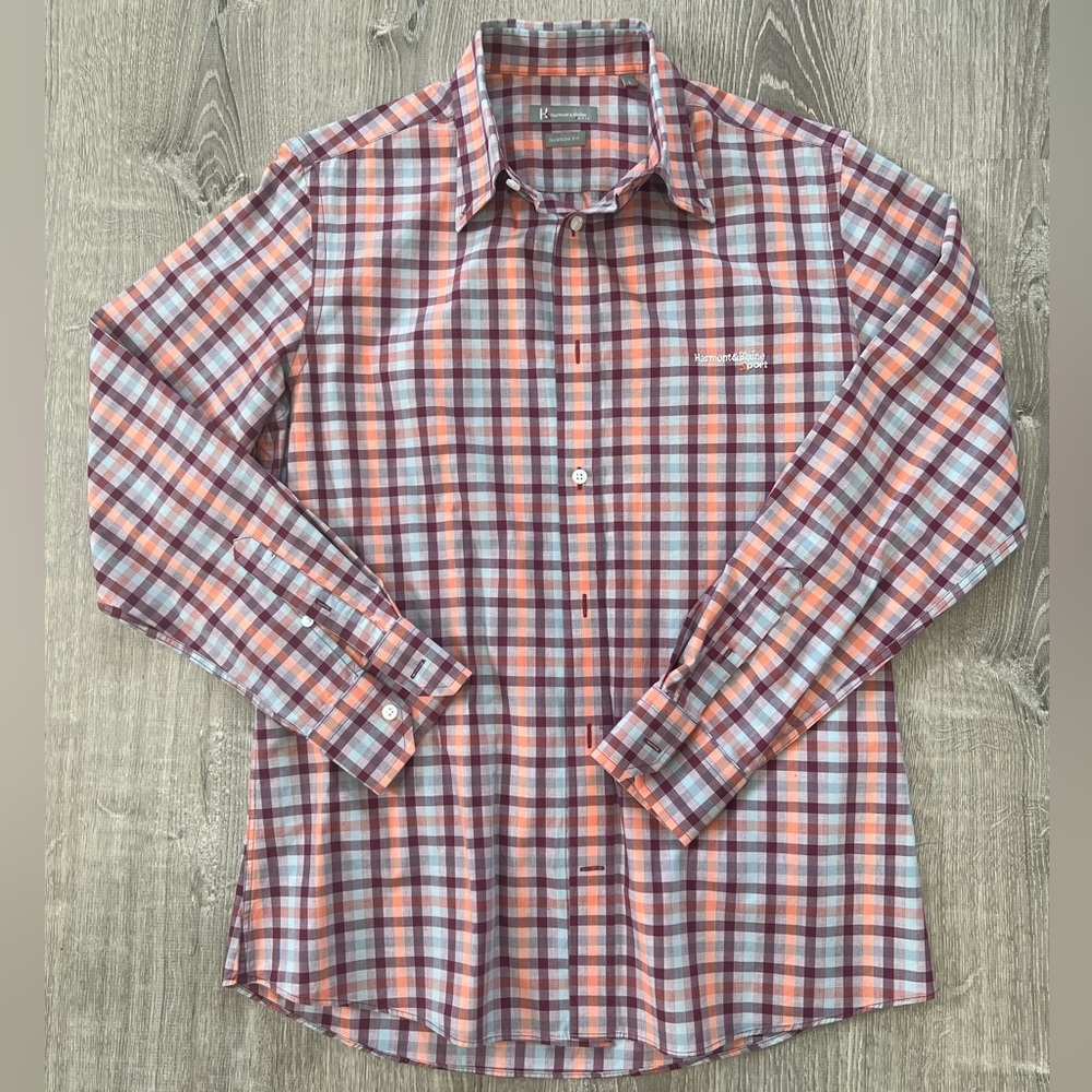 Harmont and Blaine, Men’s casual button down, narrow fit